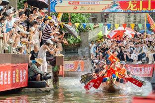 预测下本场数据？詹姆斯缺阵&独自带队 浓眉赛前单打热身